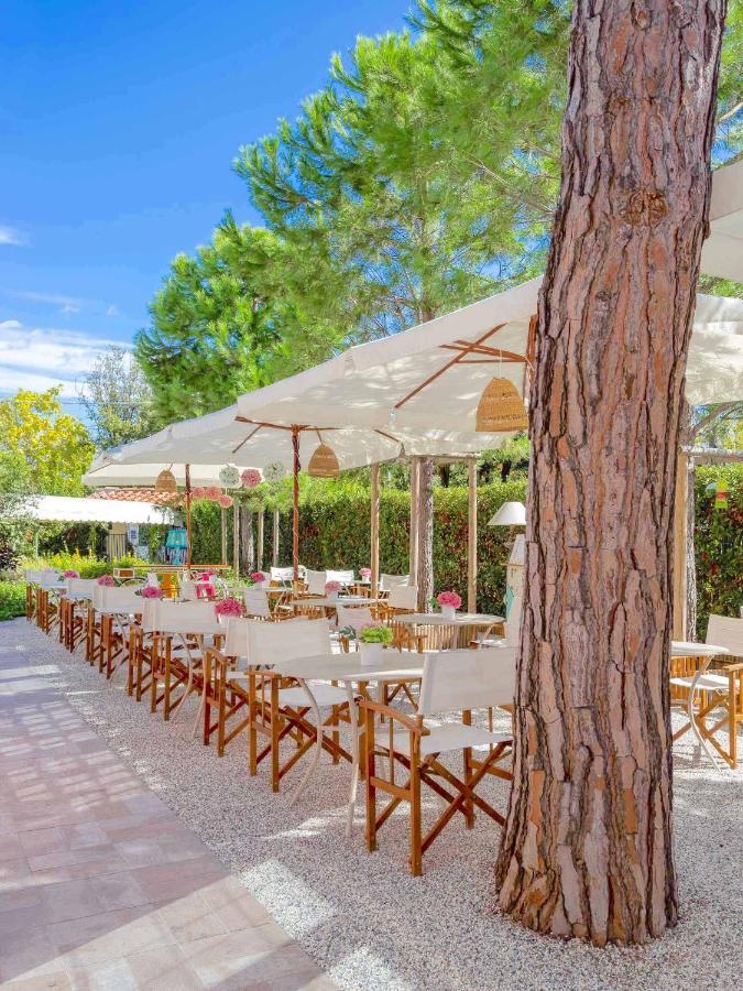 Hotel La Pineta Al Mare Форте дей Марми Екстериор снимка