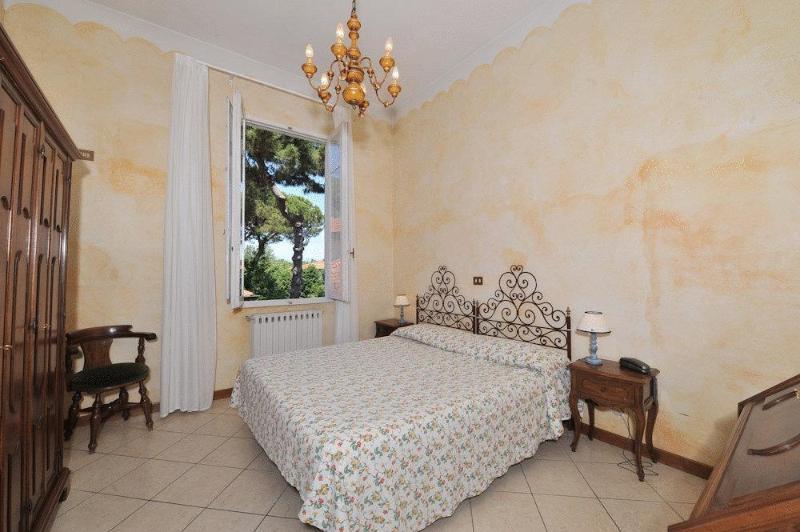 Hotel La Pineta Al Mare Форте дей Марми Екстериор снимка